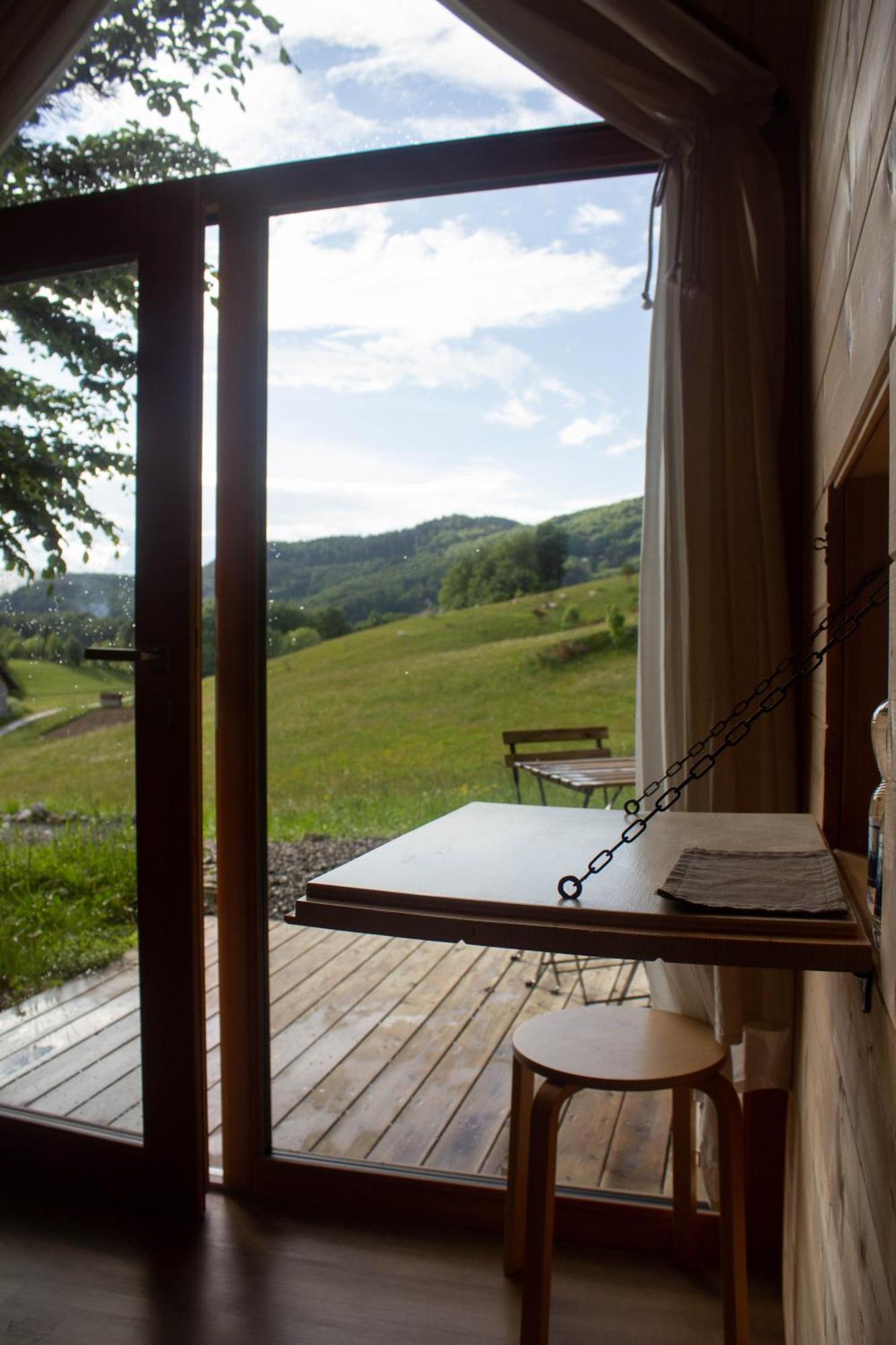 Hiska-Glamping Hotel Ajdovščina Buitenkant foto
